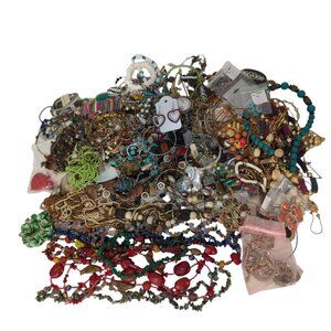 Vintage & Modern Mixed Costume Jewelry Lot Beaded Semi Precious Gems 7 lb 14 oz